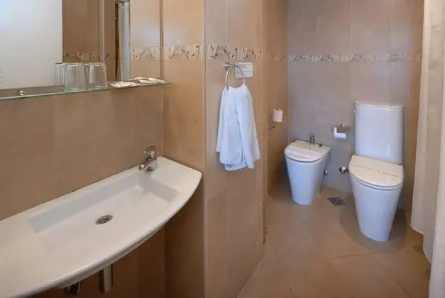 Tek Büyük Yataklı Oda, Şehir Manzaralı