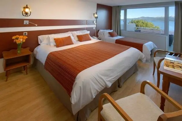 Üç Kişilik Oda, Göl Manzaralı