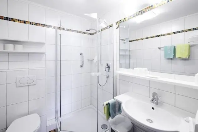 Comfort Tek Büyük Yataklı Oda, Balkon, Dağ Manzaralı