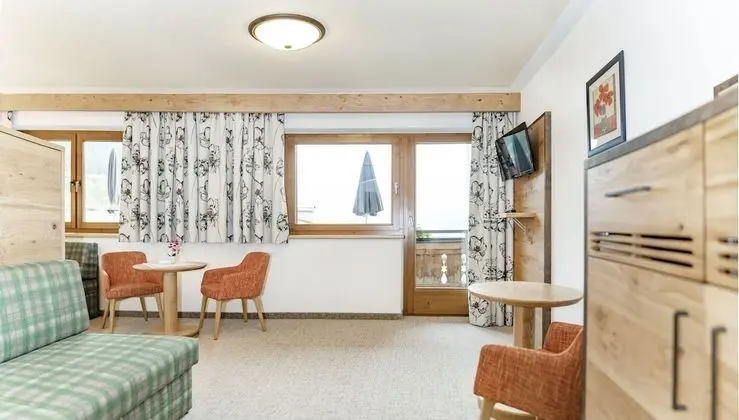 Family Dört Kişilik Oda, Dağ Yamacı