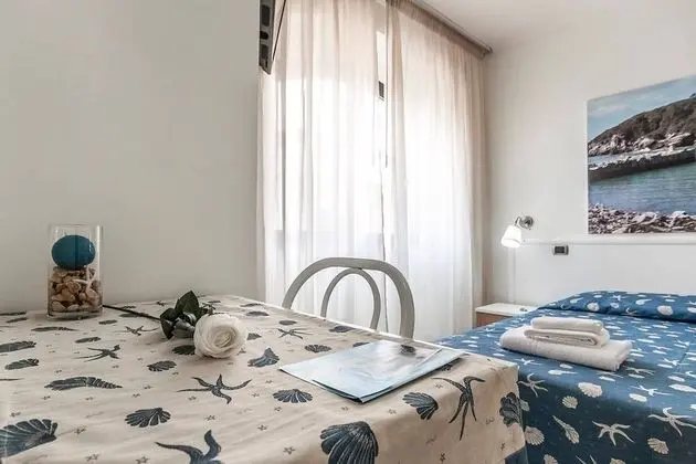 Tek Büyük veya İki Ayrı Yataklı Oda