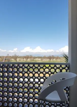 Tek Büyük Yataklı Oda, Balkon