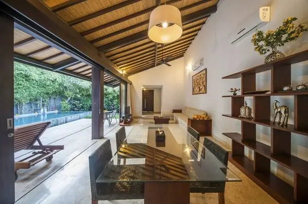Villa (Tirta B)