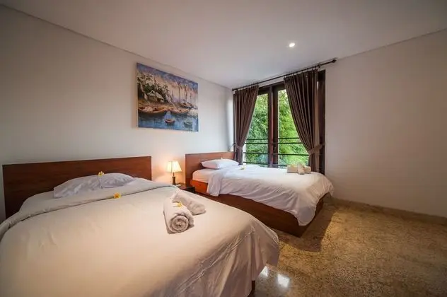 Villa (Tirta B)