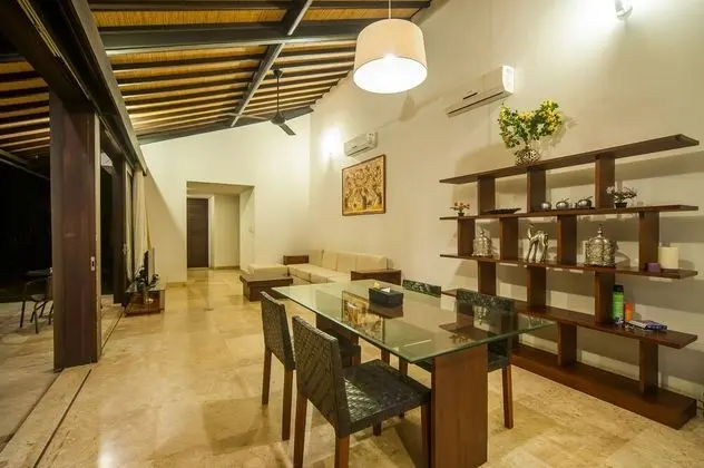 Villa (Tirta B)