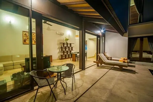Villa (Tirta B)