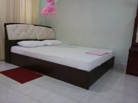 Tek Büyük Yataklı Oda (Triple Room with Bathroom )