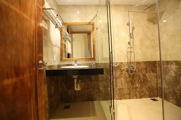Superior Tek Büyük Yataklı Oda, Kısmi Deniz Manzarası