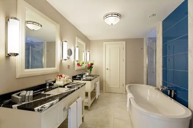 https://imagessl.etstur.com/files/images/hotelImages/TR/51957/l/Titanic-Deluxe-Belek-Oda-41890.jpg