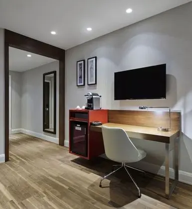 Titanic Duplex Suite