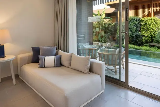 https://images.etstur.com/imgproxy/resize/2560x1440/files/images/hotelImages/etsrooms/314/Titanic_Luxury_Collection_Bodrum_20250813174317_1.jpg