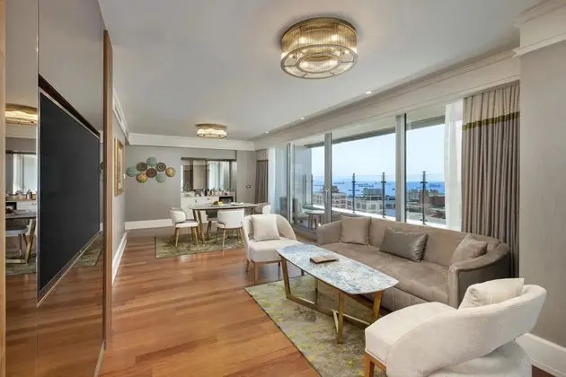 Suite Oda Deniz Manzarali