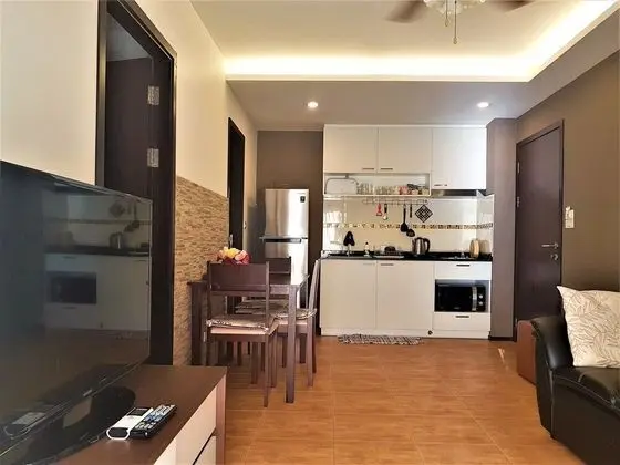 One Bedroom Apartment