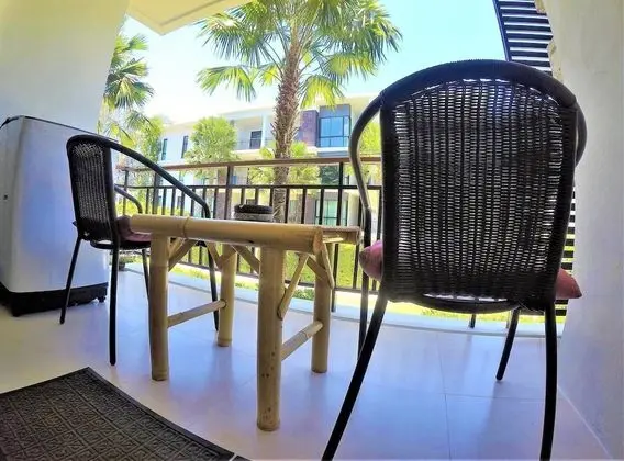 One Bedroom Apartment