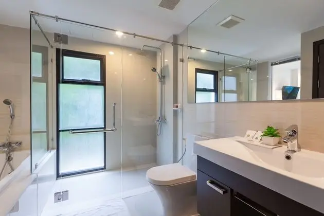 Suite with Pool Access