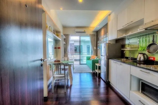 Modern 1 Bedroom Apartment