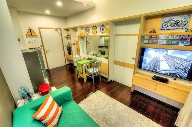 Modern 1 Bedroom Apartment