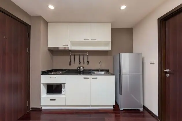 1 Bedroom Apartment