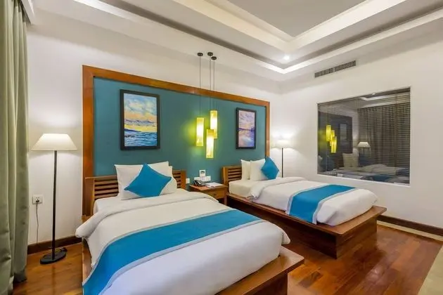 Stüdyo Süit, 2 Tek Kişilik Yatak, Balkon, Havuz Manzaralı (Landmark)