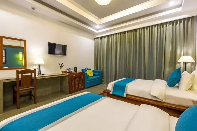 Stüdyo Süit, 2 Tek Kişilik Yatak, Balkon, Havuz Manzaralı (Landmark)