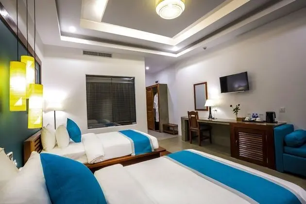 Stüdyo Süit, 2 Tek Kişilik Yatak, Balkon, Havuz Manzaralı (Landmark)