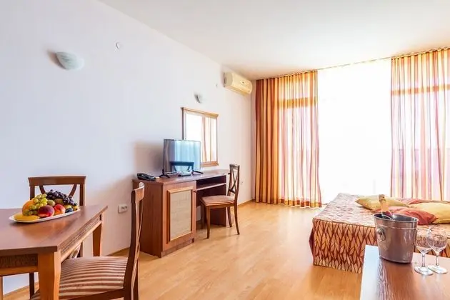 Stüdyo, Balkon