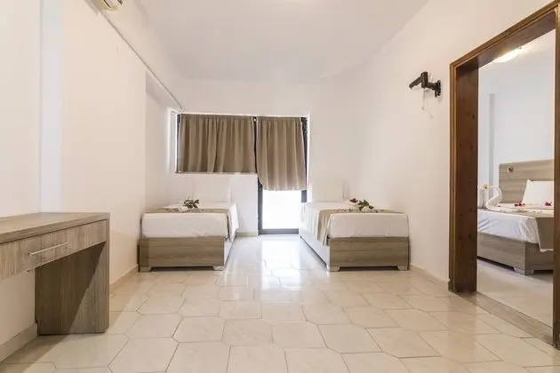 Family Deluxe Quadruple Room, 2 Bedrooms