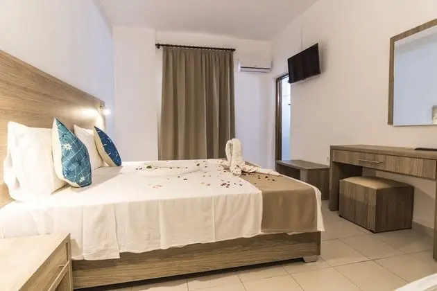 Standard Tek Büyük veya İki Ayrı Yataklı Oda (No Balcony)