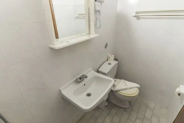 Standard Tek Büyük veya İki Ayrı Yataklı Oda (No Balcony)
