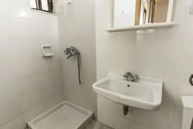 Standard Tek Büyük veya İki Ayrı Yataklı Oda (No Balcony)