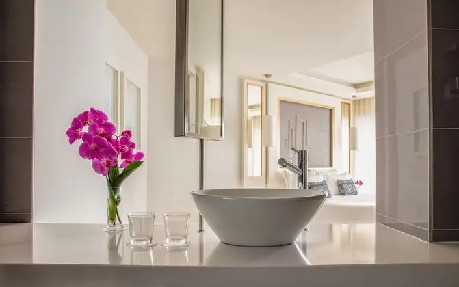 Deluxe Tek Büyük veya İki Ayrı Yataklı Oda, Deniz Manzaralı