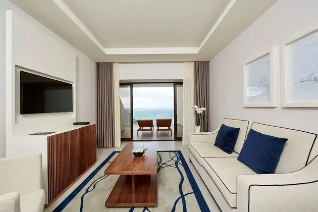 Family Deluxe Sea View