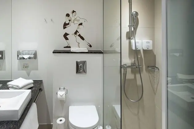 Two double rooms next to each other