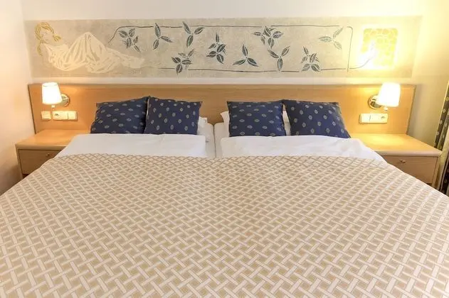 Standard Üç Kişilik Oda