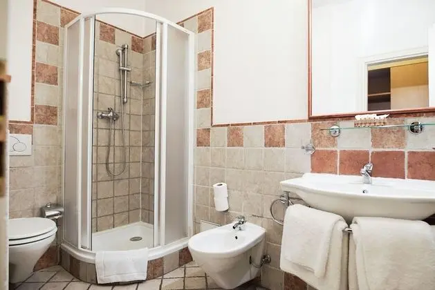 Standard Üç Kişilik Oda