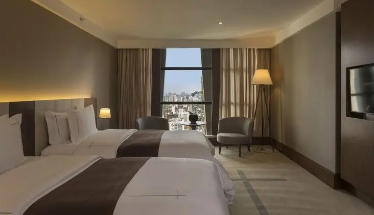 Deluxe Plus Twin Room City View