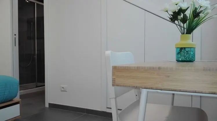 Exclusive Tek Büyük Yataklı Oda