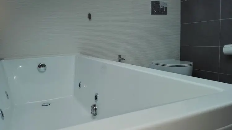 Exclusive Tek Büyük Yataklı Oda, Küvet, Okyanus Manzaralı