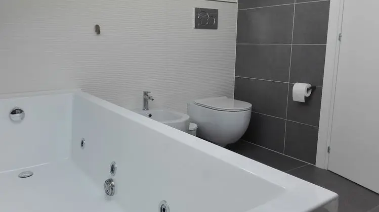 Exclusive Tek Büyük Yataklı Oda, Küvet, Okyanus Manzaralı