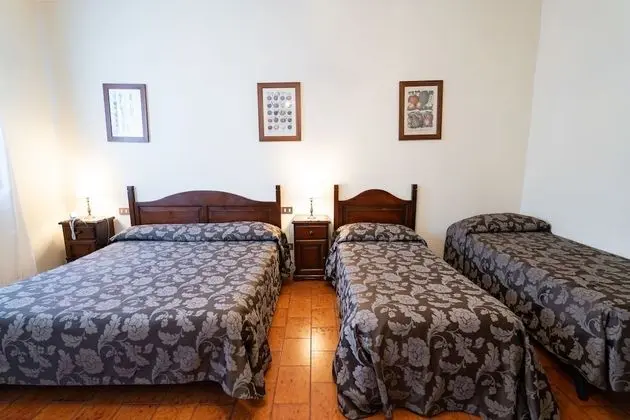 Dört Kişilik Oda, Banyolu/Duşlu