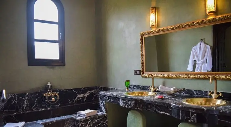 Deluxe Süit, Havuz Manzaralı