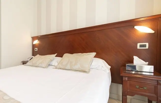 Superior Tek Büyük veya İki Ayrı Yataklı Oda, Balkon