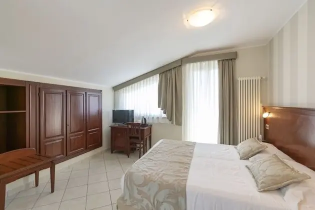 Superior Tek Büyük veya İki Ayrı Yataklı Oda, Balkon