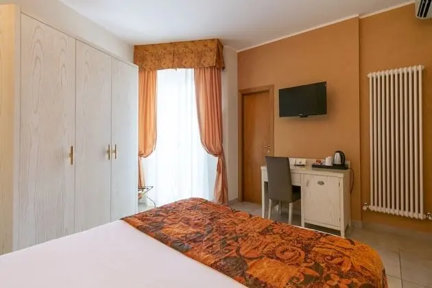 Superior Tek Büyük veya İki Ayrı Yataklı Oda, Balkon