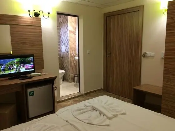 Premium Tek Büyük veya İki Ayrı Yataklı Oda, Şehir Manzaralı