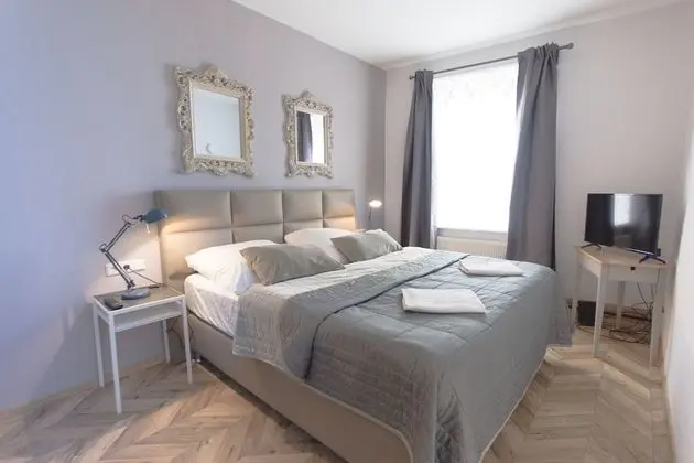 Quadruple Room, Non Smoking, City View