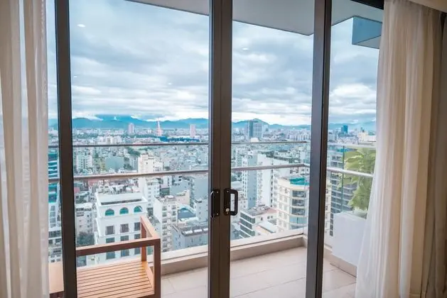 Premier Süit, 2 Tek Kişilik Yatak, Balkon, Şehir Manzaralı (Bathtub)