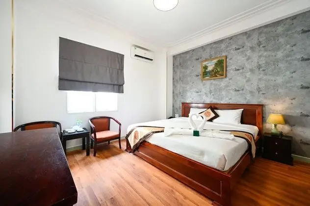 Deluxe Tek Büyük Yataklı Oda