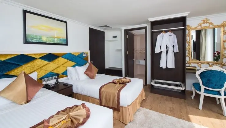 Çatı Katı Süiti (Penthouse) (Family)