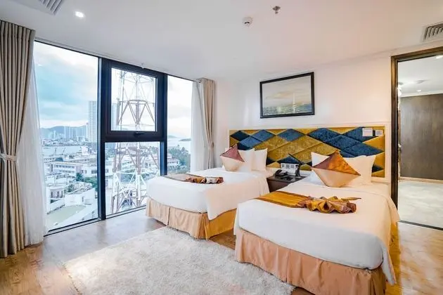 Çatı Katı Süiti (Penthouse) (Family)
